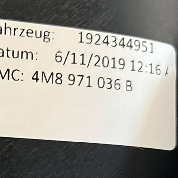 Audi Q8 (2018 - )  4M8971036B Другая деталь отделки пере́дней дверей