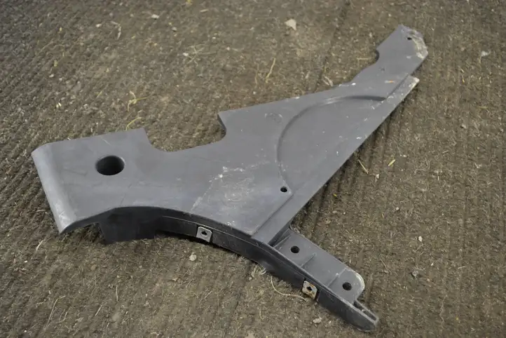 BMW 5 F10 F11 (2009 - 2016) 7186721 Защита днища задней части — фото 5
