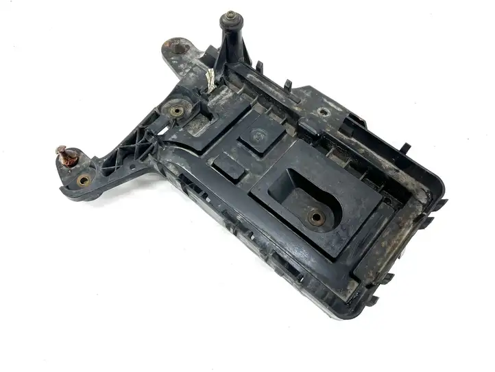 Volkswagen PASSAT B6 (2005 - 2010) 1K0915333C Ящик аккумулятора — фото 1