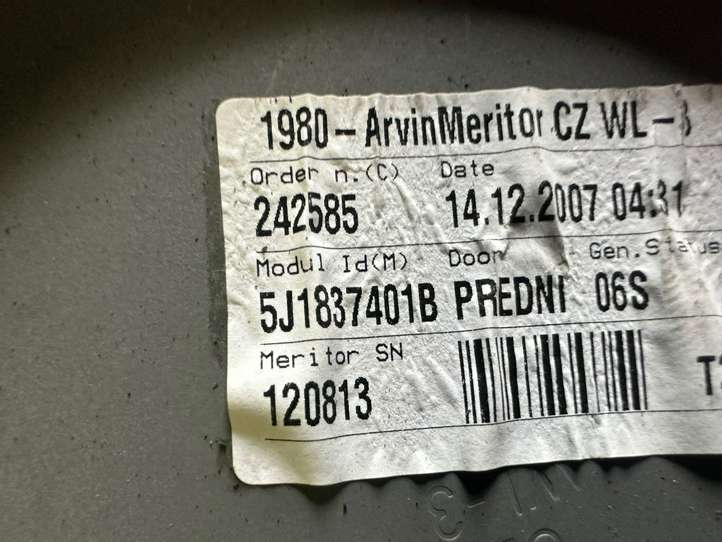 Skoda Fabia Mk2 (5J) (2007 - 2014)  5j1837401b Другая деталь отделки пере́дней дверей