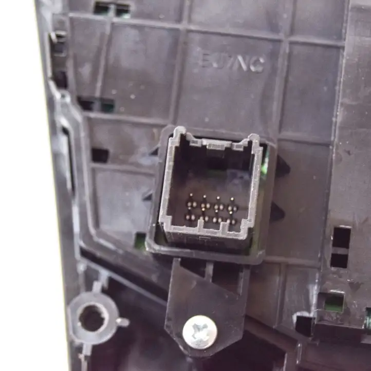 Ford Focus (2011 - 2015) BM5T18K811MA Включатель регулировки звука — фото 4