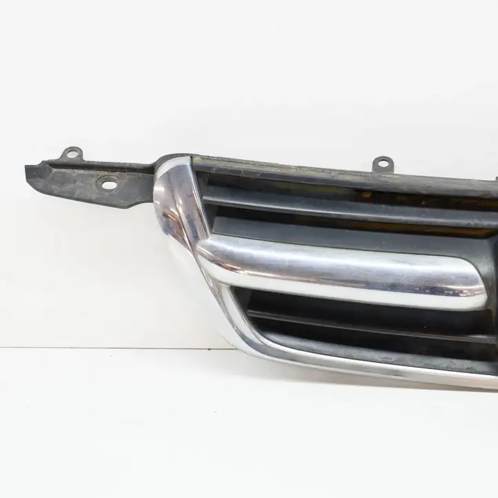 Honda CR-V (2001 - 2004) Передняя решетка — фото 4