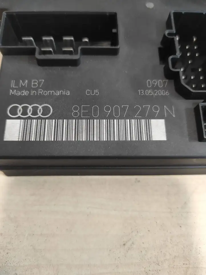 Audi A4 S4 B7 8E 8H (2004 - 2009) 8E0907279N Модуль комфорта — фото 2