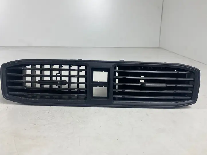 Volkswagen Caddy (2010 - 2015) 2K5819728A Центральный воздушный дефлектор — фото 4