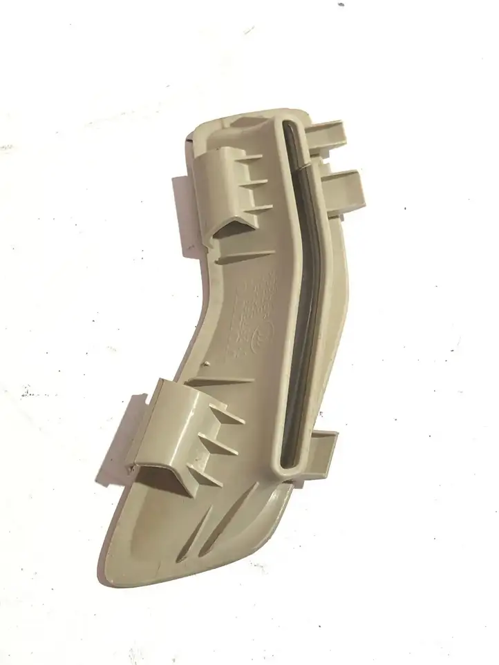 Volvo XC60 (2008 - 2013) 01287355 Накладка ремня безопасности — фото 2