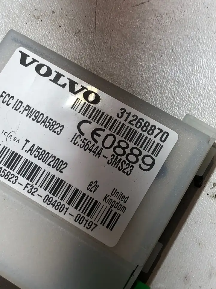Volvo XC60 (2008 - 2013) 31268870 Прочие блоки управления — фото 3