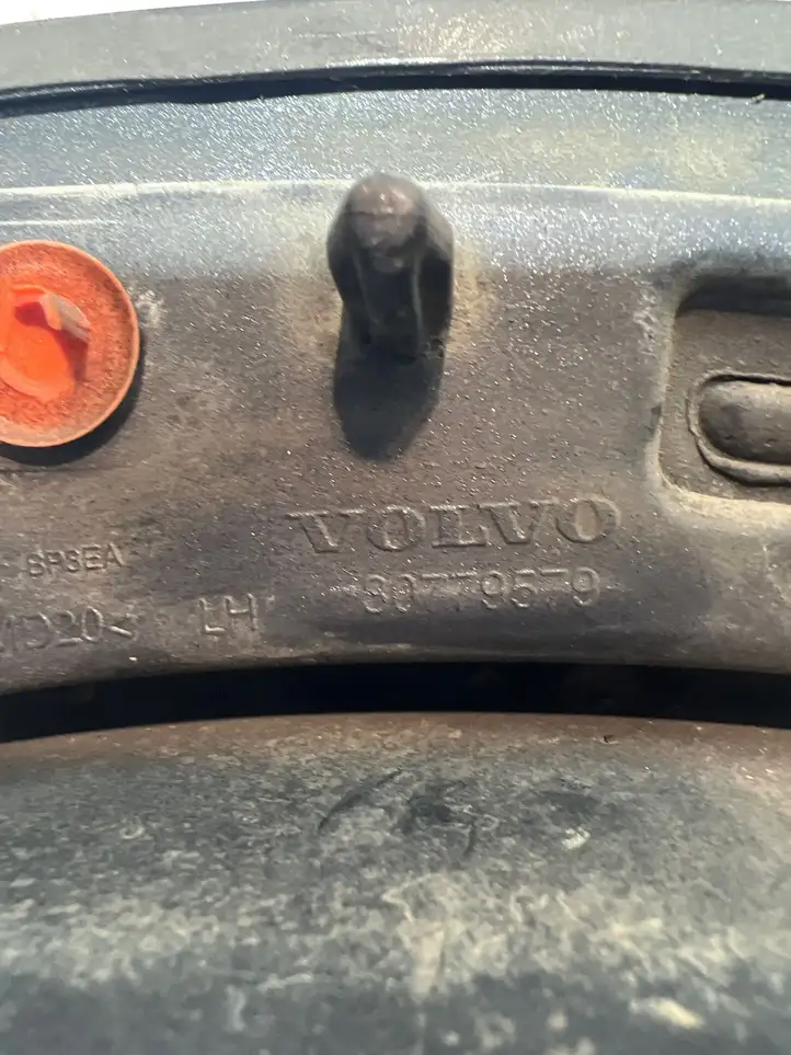 Volvo XC90 (2006 - 2014) 30779579 Задняя колесная арка — фото 4