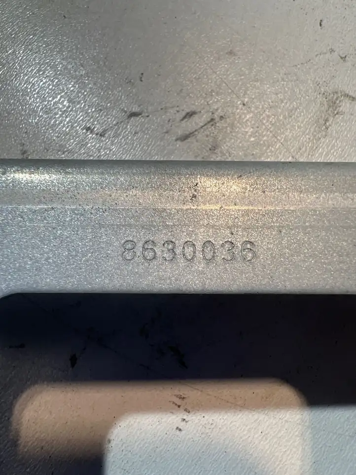 Volvo V70 (2007 - 2013) 8630036 Прочие детали салона — фото 3