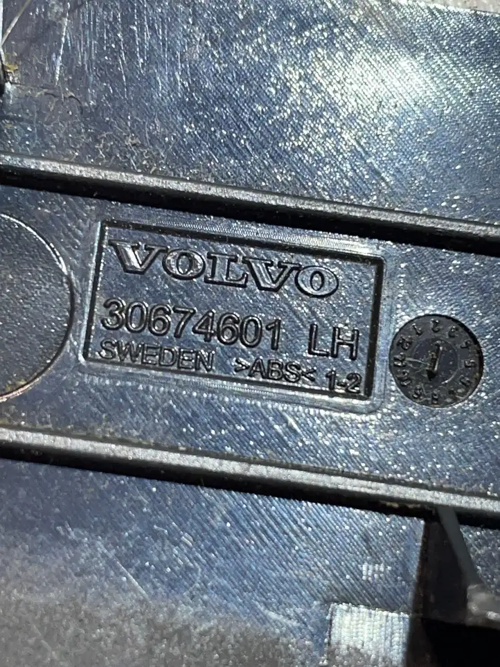 Volvo V70 (2007 - 2013) 30674601 Прочие детали салона — фото 3