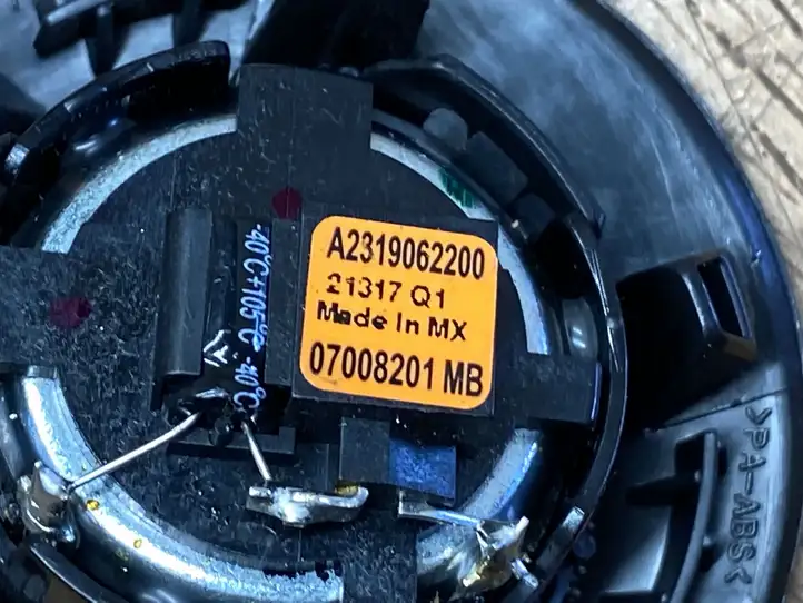 Mercedes-Benz GLE W166/C292 (2015 - 2019) A2319062200 Твитер задних дверей — фото 3