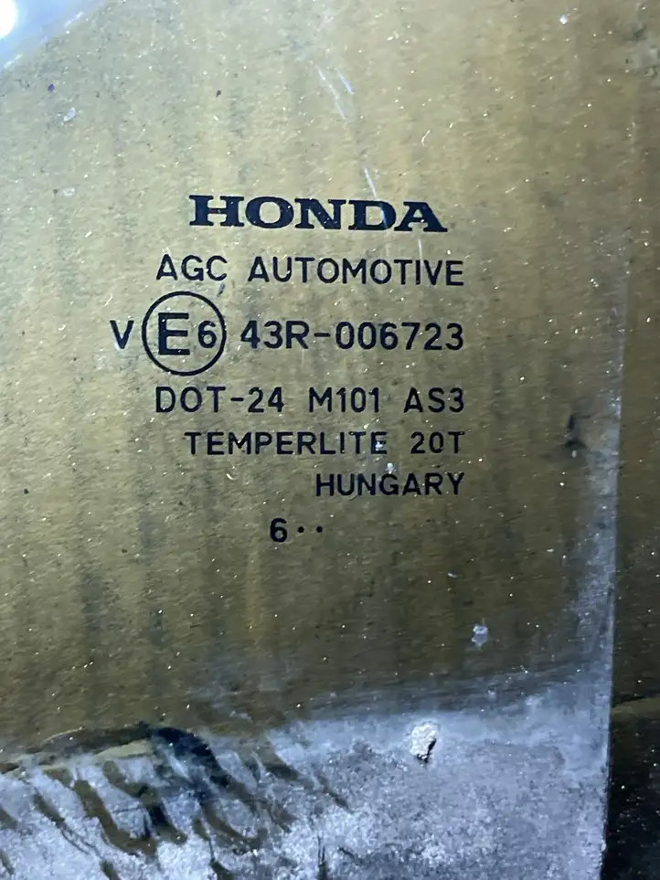 Honda CR-V (2006 - 2009) Стекло задней двери — фото 2