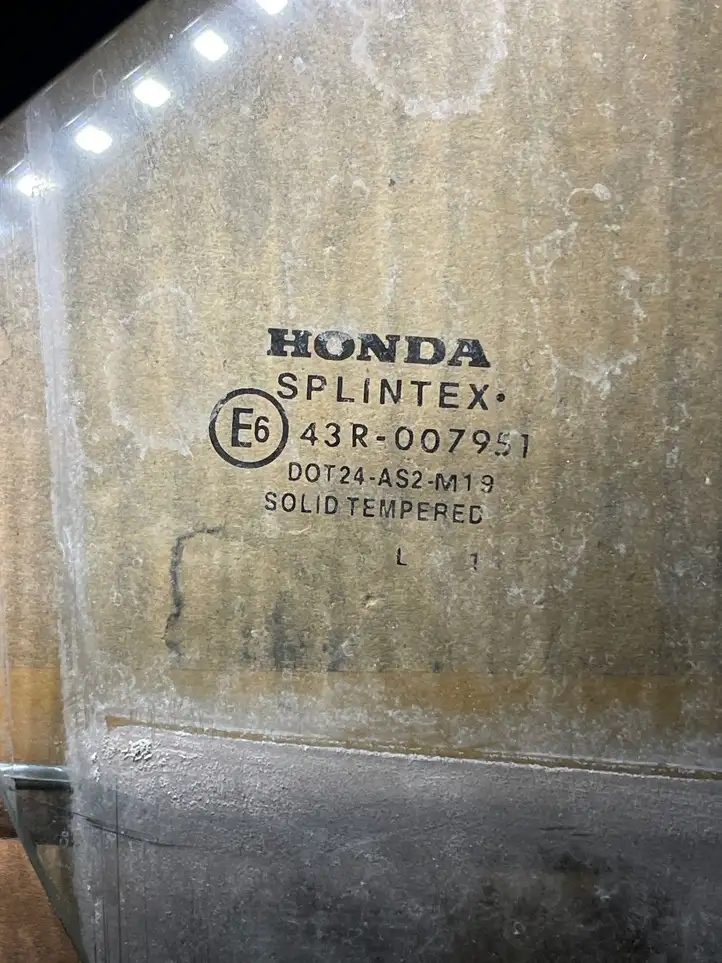 Honda CR-V (2004 - 2006) Стекло задней двери — фото 2