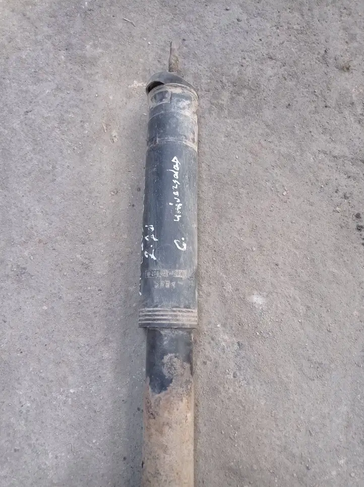 Mercedes-Benz C W203 (2000 - 2007)   Задний амортизатор с пружиной