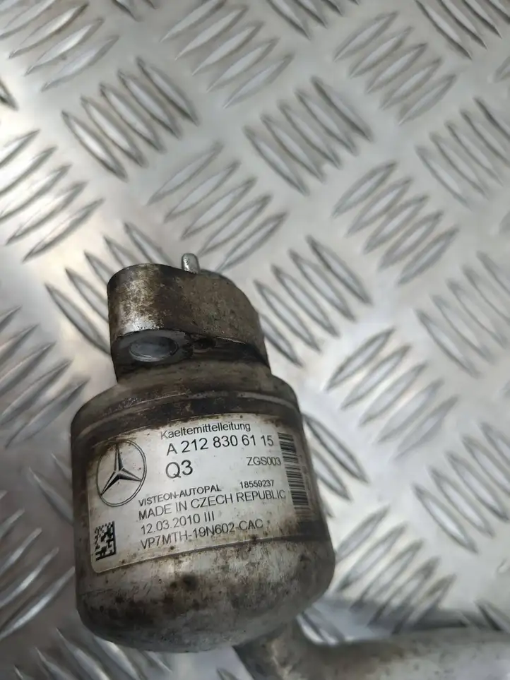 Mercedes-Benz E W212 (2009 - 2016) A2128306115 Трубки и шланги кондиционера — фото 7