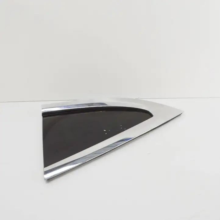 Tesla Model X (2015 - 2021)  103490780F Маленькое стекло 