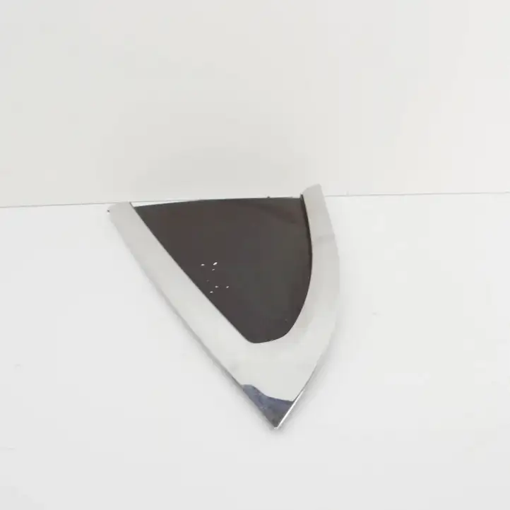 Tesla Model X (2015 - 2021)  103490780F Маленькое стекло 