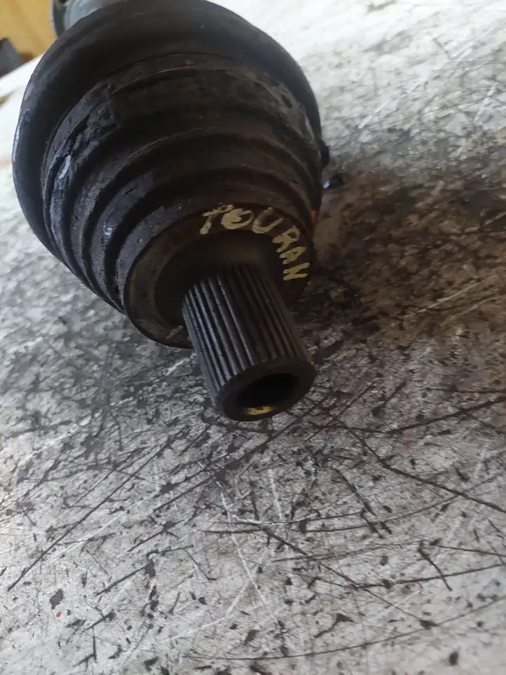 Volkswagen Touran I (2003 - 2010)   Передняя полуось