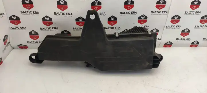 BMW 3 F30 F35 F31 (2012 - 2018) 8511655 Корпус воздушного фильтра — фото 1