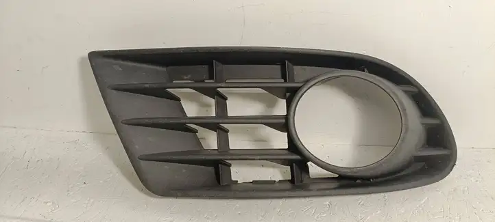 Volkswagen Golf Plus (2004 - 2008) 5M0853665C Нижняя решетка переднего бампера — фото 1