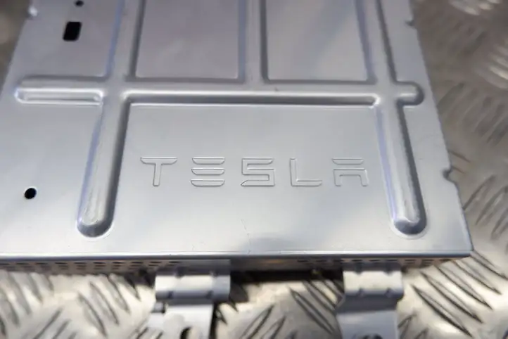Tesla Model Y (2019 - 2024) 150715201B Усилитель звука — фото 6