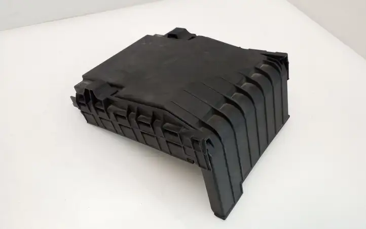 Volkswagen PASSAT B6 (2005 - 2010)  1K0937132F Крышка ящика предохранителей