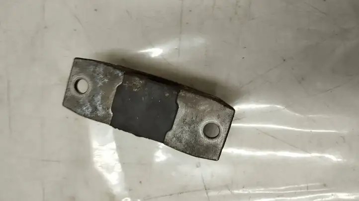 BMW 5 G30 G31 (2016 - )  6876180 Держатель стабилизатора ( зад)