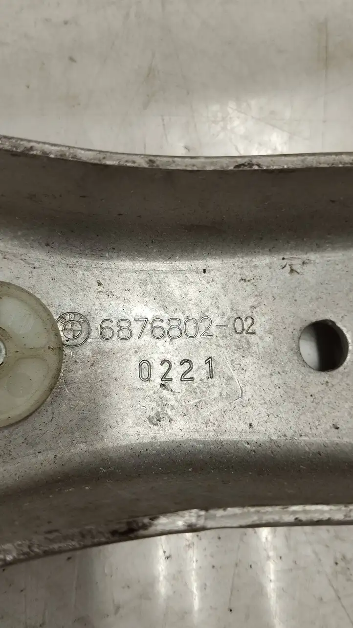 BMW 3 G20 G21 (2019 - )  6876802 Другая часть задней подвески