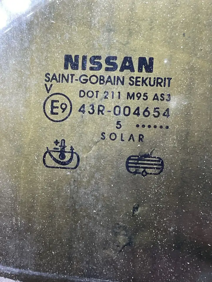Nissan Pathfinder R51 (2005 - 2012) Стекло задней двери — фото 2