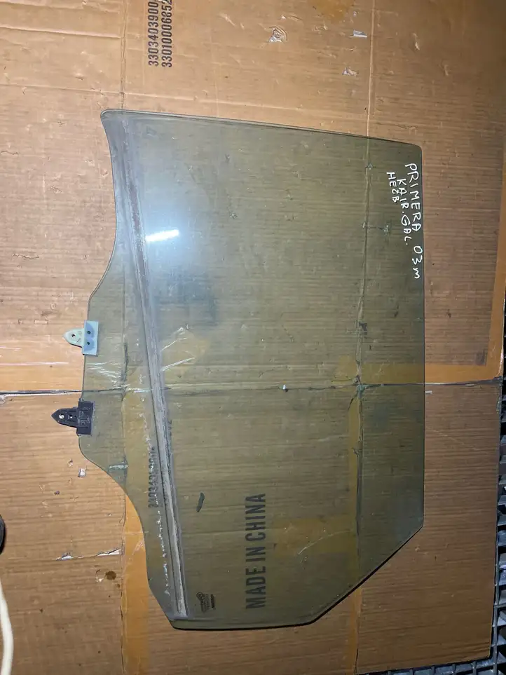 Nissan Primera (2001 - 2008)   Основное стекло задних дверей