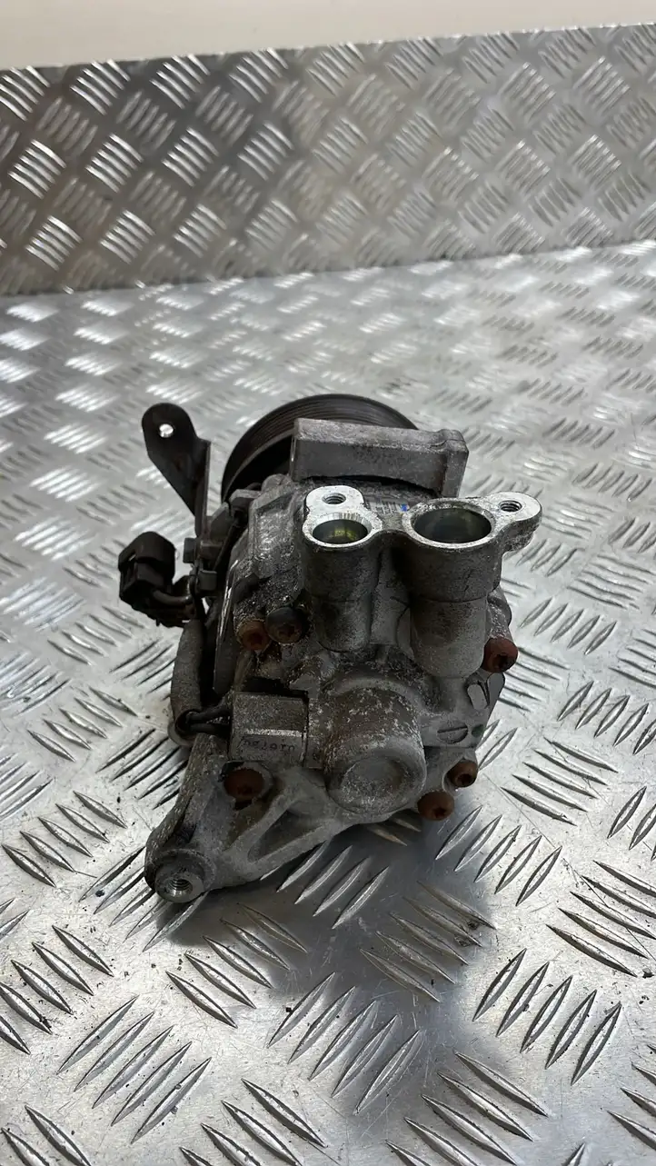 Subaru Forester SJ (2013 - 2018) 7311FJ020 Компрессор (насос) кондиционера воздуха — фото 4