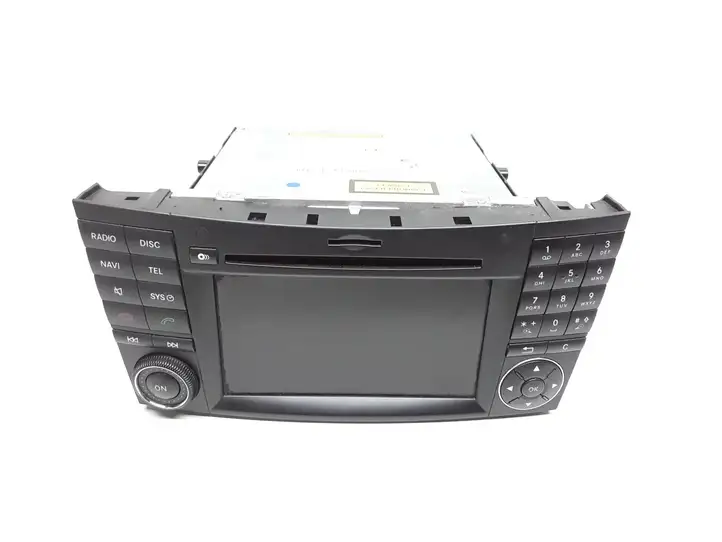 Mercedes-Benz CLS C219 (2003 - 2011) A2119060700 Магнитола / мультимедийная система — фото 2