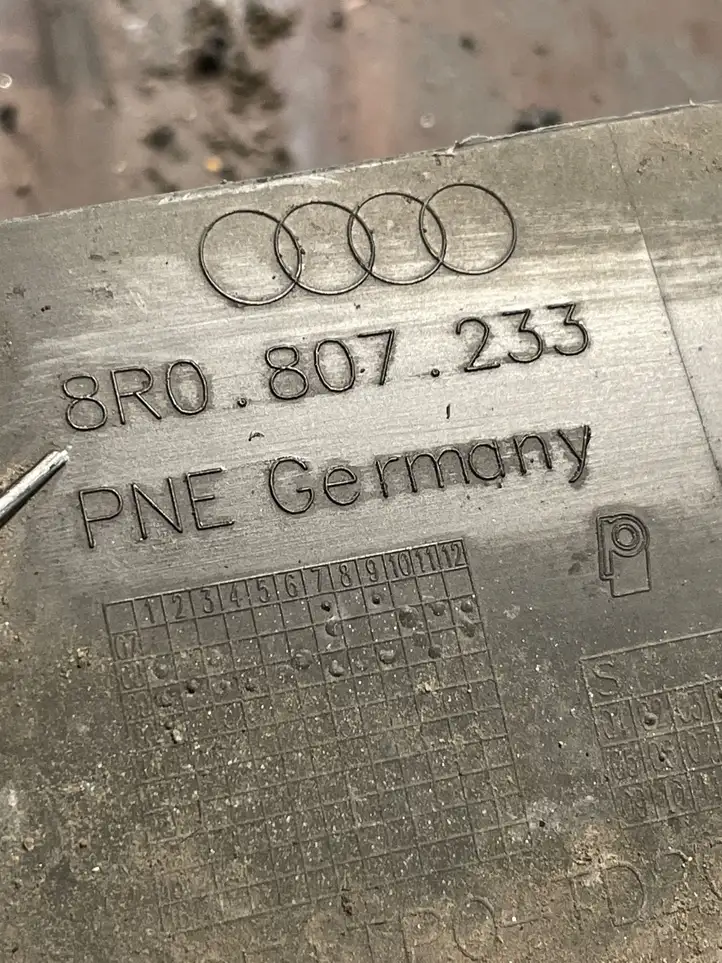 Audi Q5 SQ5 (2008 - 2012) 8R0807233 Защита переднего бампера снизу — фото 3