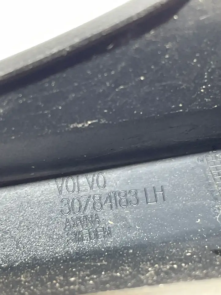 Volvo XC70 (2007 - 2013) 30784183 Крышка рейлинга — фото 3