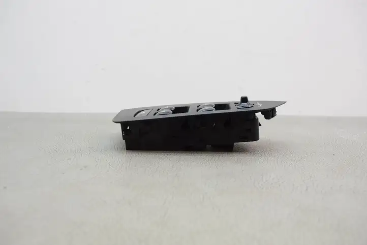 Volvo XC90 (2014 - 2019) 31433926 Кнопка стеклоподъемников — фото 2