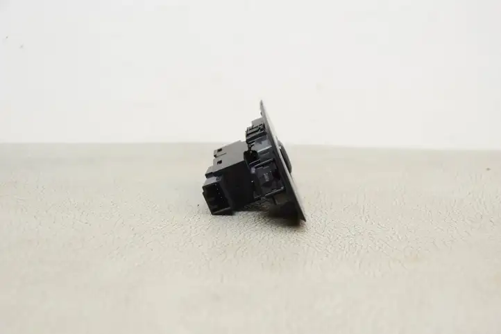 Volvo XC90 (2014 - 2019) 31376458 Кнопка стеклоподъемников — фото 4