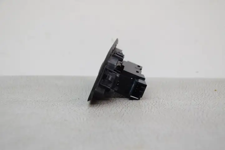 Volvo XC90 (2014 - 2019) 31376458 Кнопка стеклоподъемников — фото 2