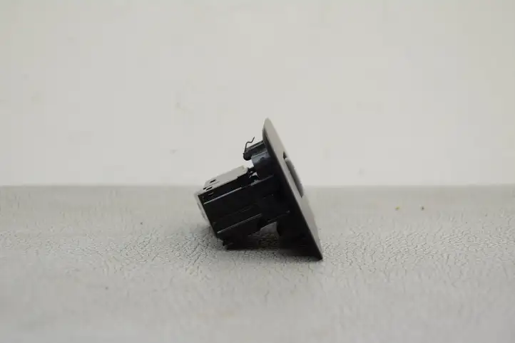 Volvo XC90 (2014 - 2019) 31376458 Кнопка стеклоподъемников — фото 4