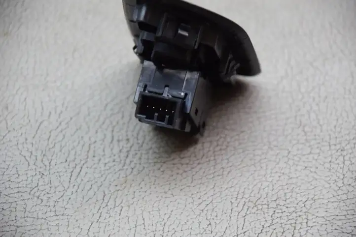 Volvo XC90 (2014 - 2019) 31376458 Кнопка стеклоподъемников — фото 7