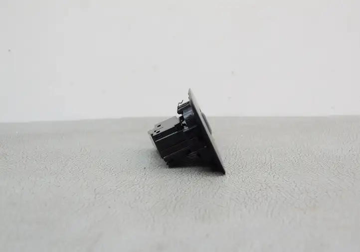 Volvo XC90 (2014 - 2019) 31376458 Кнопка стеклоподъемников — фото 4