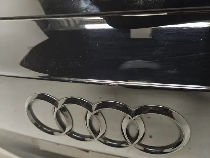 Audi A4 S4 B9 (2015 - 2019) Крышка багажника — фото 7