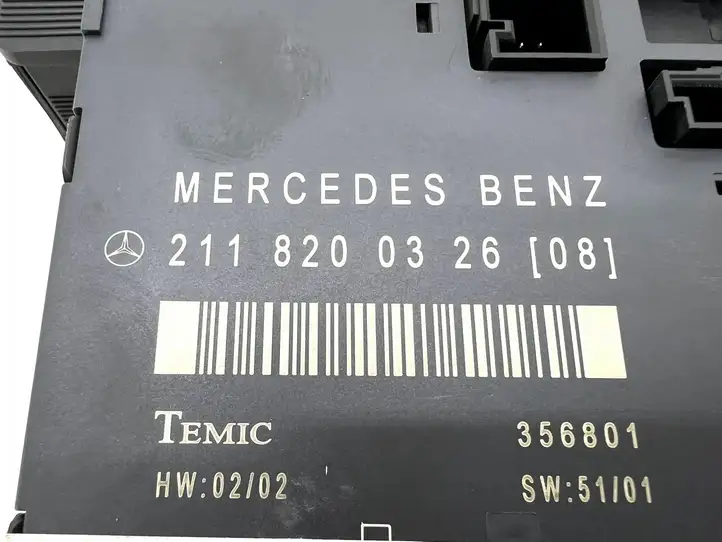 Mercedes-Benz E W211 (2002 - 2009) 2118200326 Блок управления дверью — фото 8