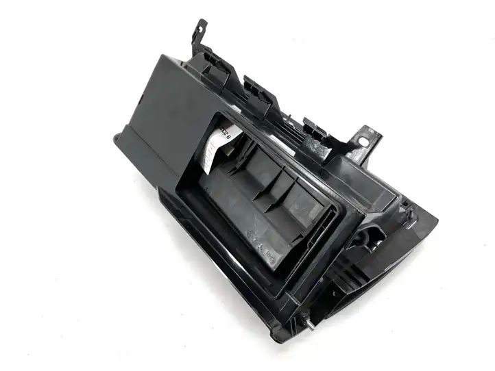 BMW 3 E92 E93 (2005 - 2014) 7078187 Вещевой ящик — фото 11