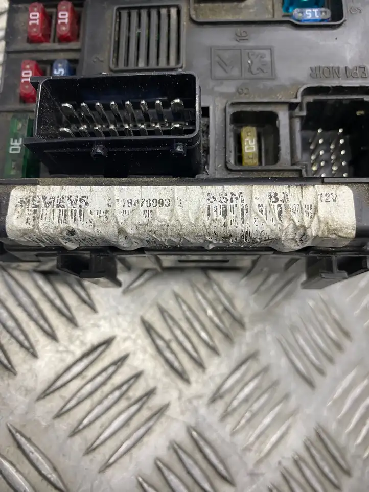 Peugeot 206 (1998 - 2012) 9636079380 Блок предохранителей (комплект) — фото 4