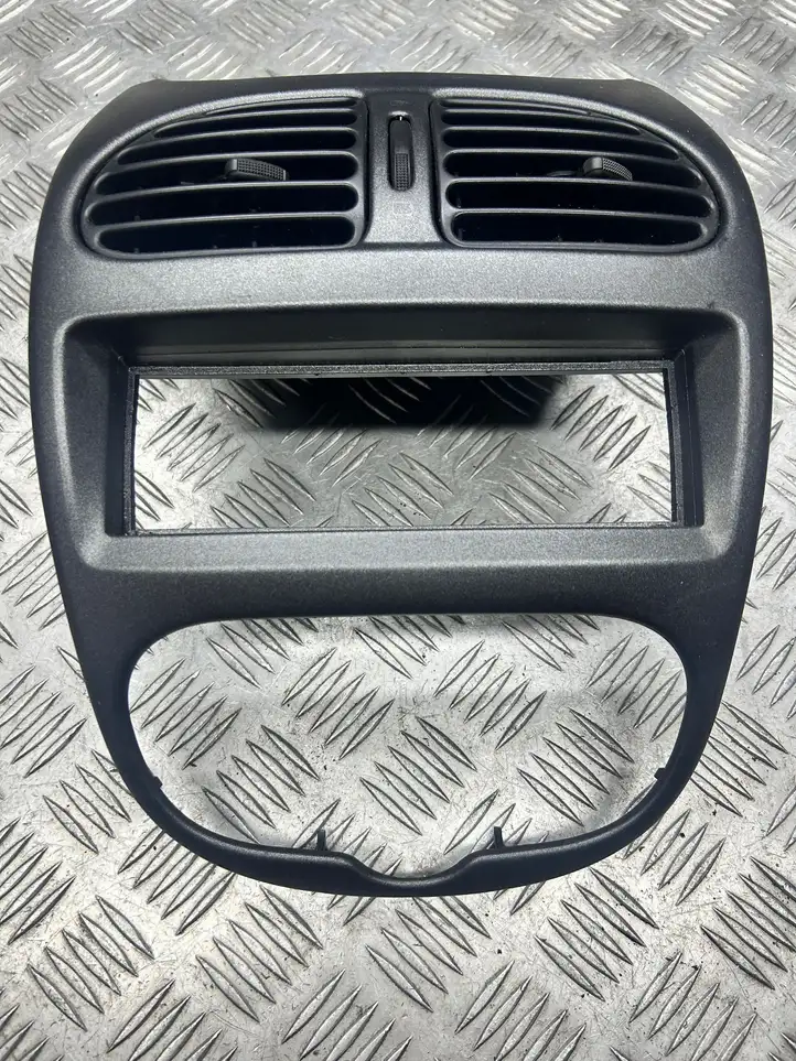 Peugeot 206 (1998 - 2012) 9640404777 Прочие детали салона — фото 2