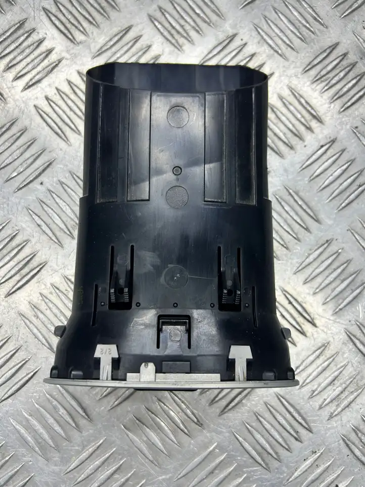 Ford Focus (2005 - 2008) 4M51A014L21AD Боковой воздушный дефлектор — фото 3