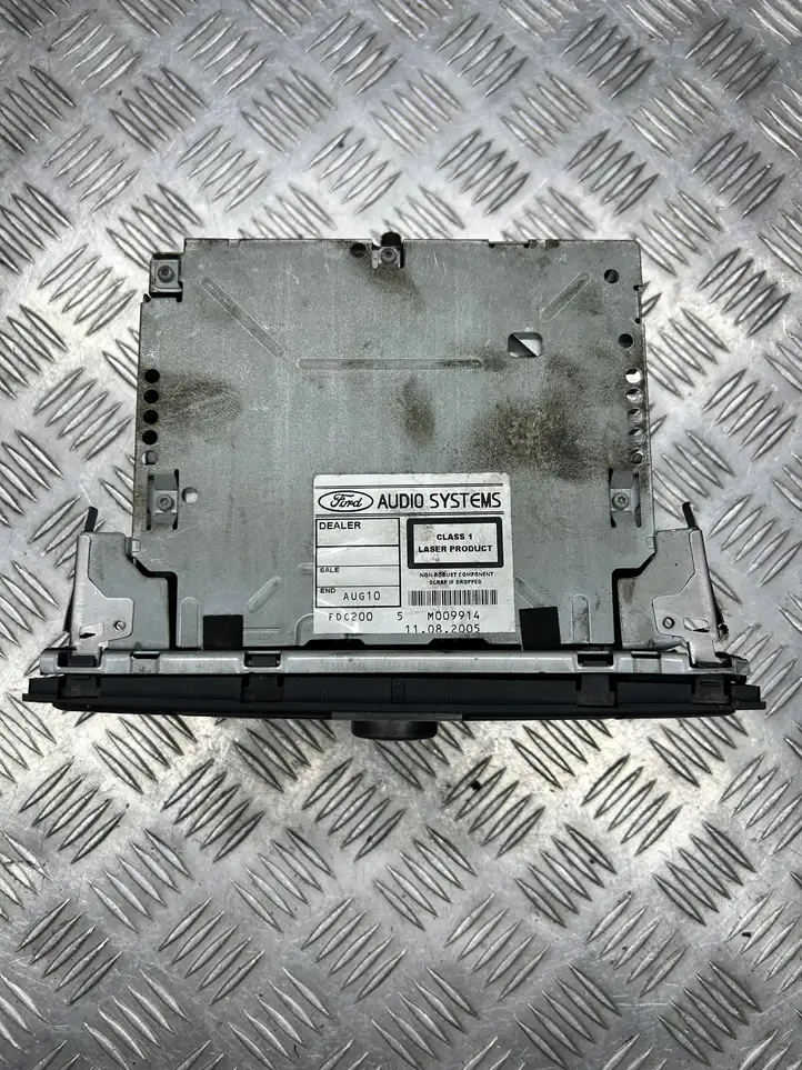 Ford Focus (2005 - 2008) 5M5T18C815FA Магнитола / мультимедийная система — фото 2