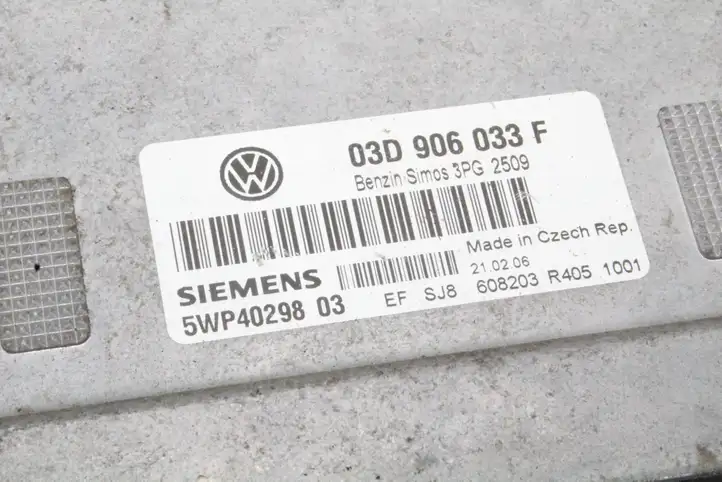 Volkswagen Polo V 6R (2009 - 2015) 03D906033F Блок управления двигателем (ЭБУ) — фото 2
