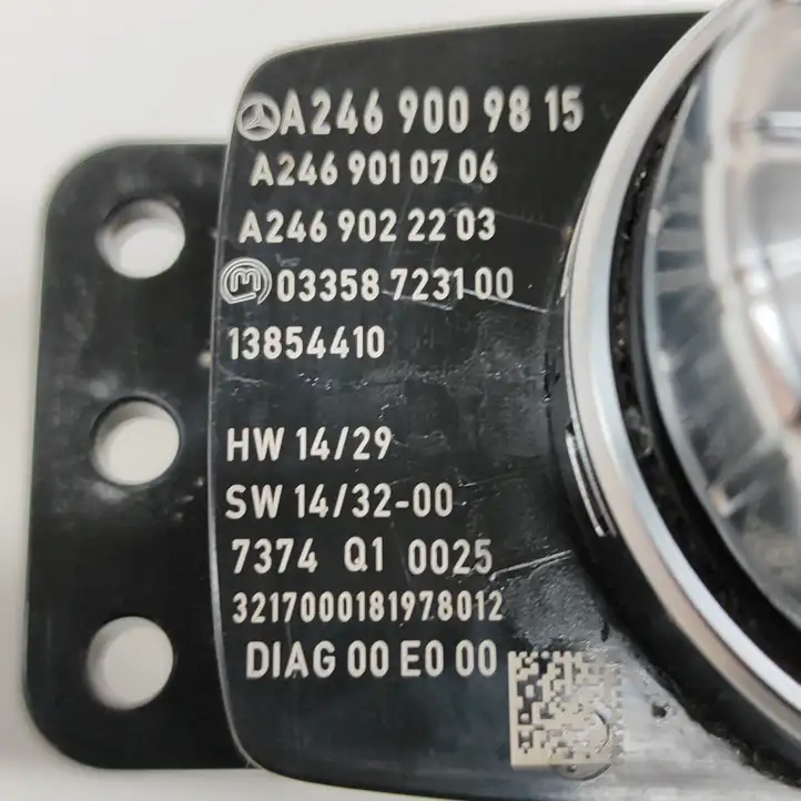 Mercedes-Benz CLA C117,X117,W117 (2013 - 2019) A2469009815 Контроллер мультимедийной системы — фото 5