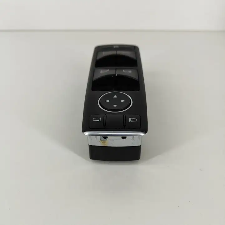 Mercedes-Benz CLA C117,X117,W117 (2013 - 2019) A1669054300 Блок кнопок стеклоподъемников — фото 3