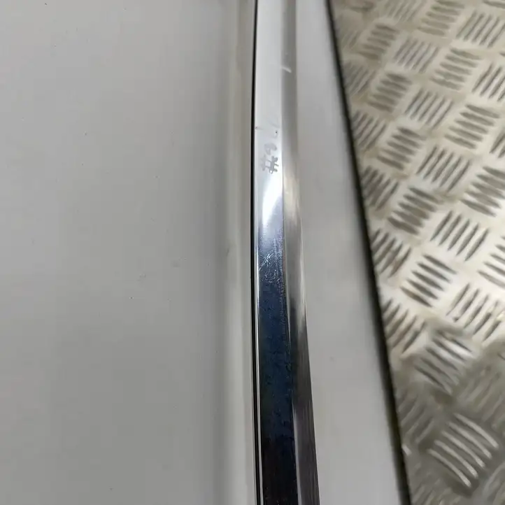 Tesla Model 3 (2017 - 2023) 108351900D Молдинг крыши — фото 6